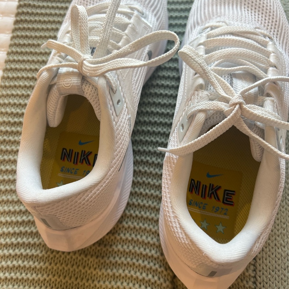 Womens Nike Air Zoom White Size 8.5 - Picture 5 of 9